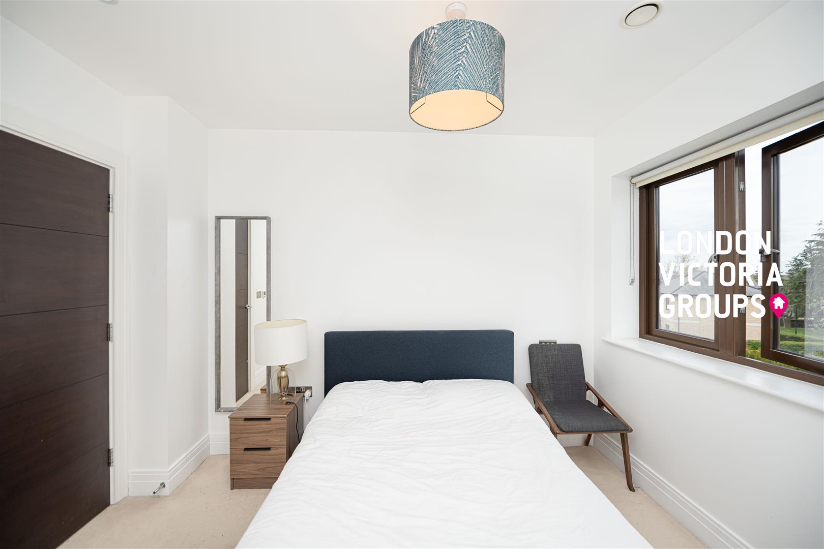 Duchess Crescent, Stanmore